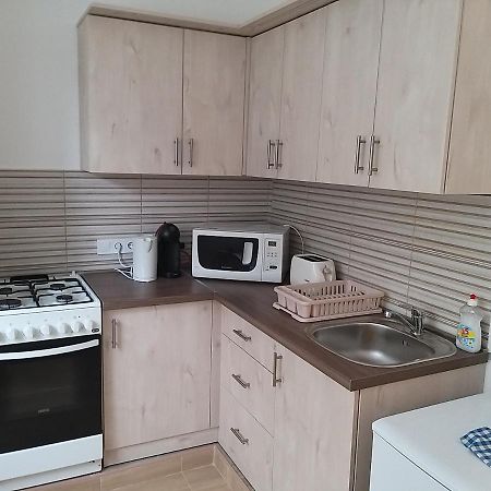 Helios Apartman Szeged Appartement Buitenkant foto