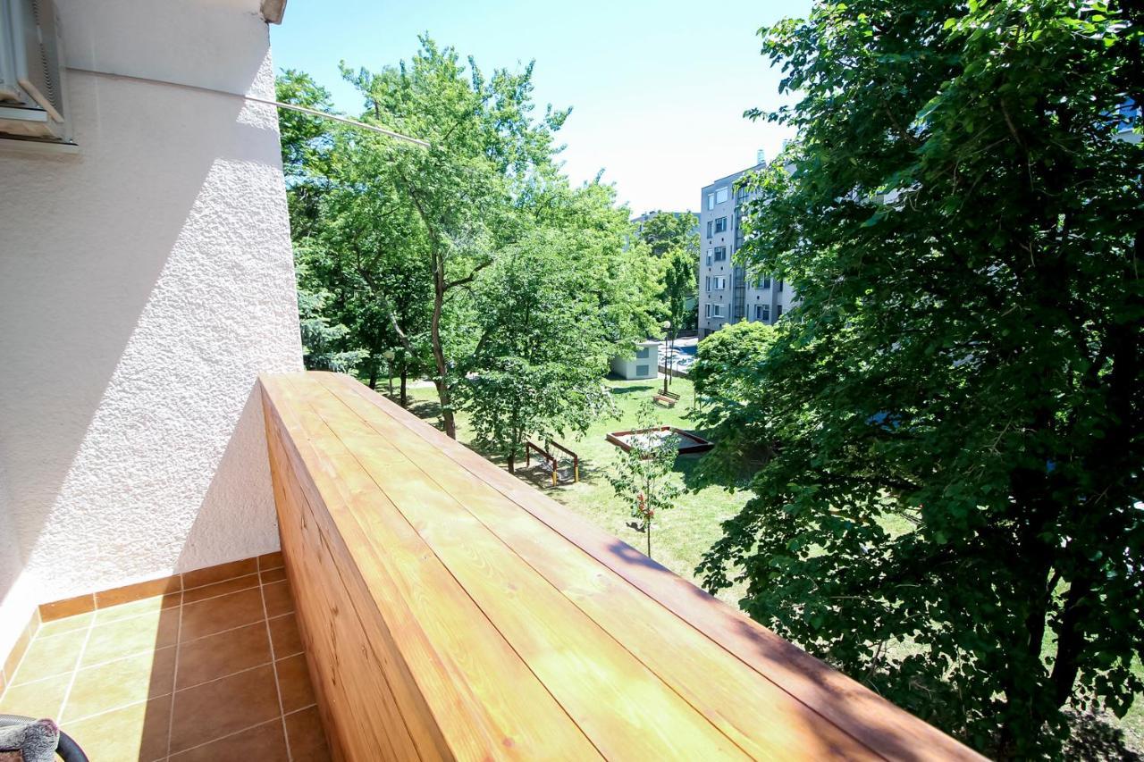 Helios Apartman Szeged Appartement Buitenkant foto